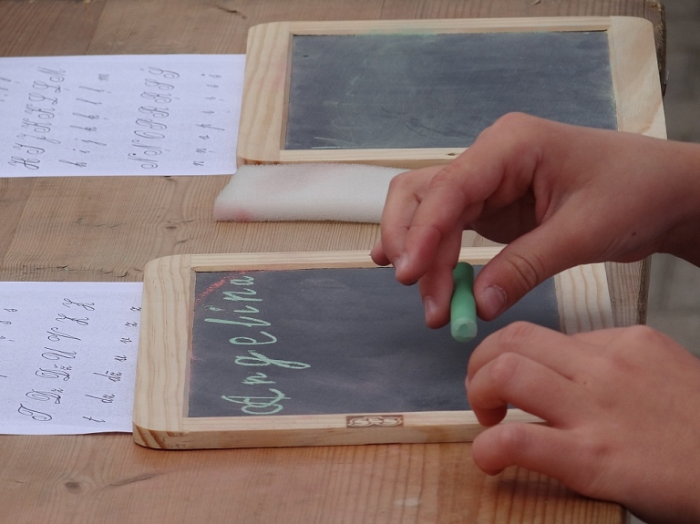 Atklās renovēto bērnudārzu "Ābelīte"

