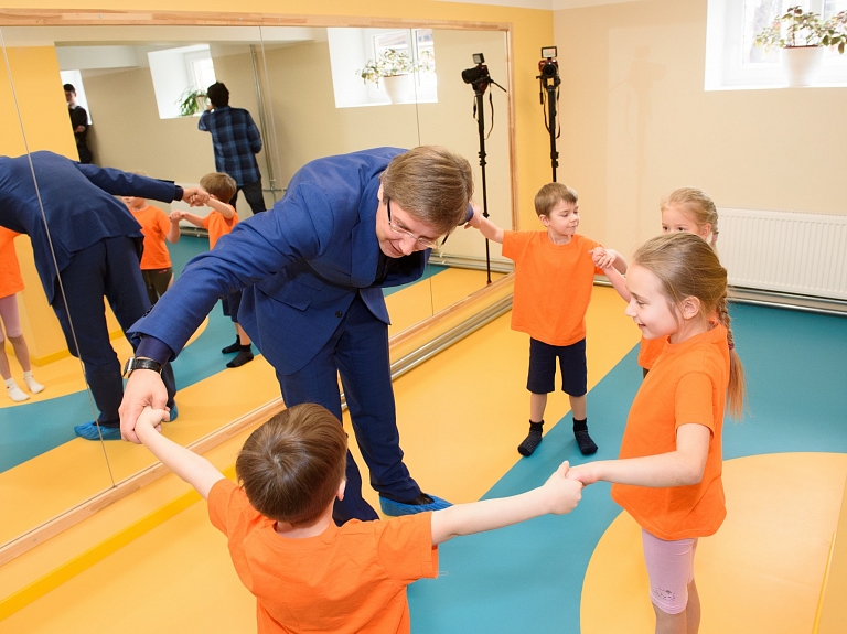 Atklāts renovētais bērnudārzs "Ābelīte" Katrīnas ielā

