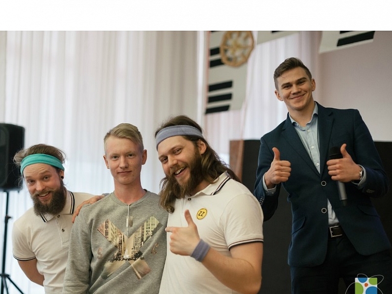 Rēzeknē atklāj desmitās skolēnu spēka un prāta spēles "ZZ Čempionātu 2016"