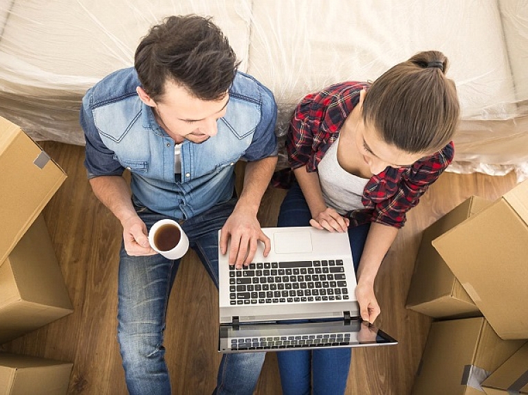 Ātrais SMS kredīts komfortablākai kopdzīves uzsākšanai