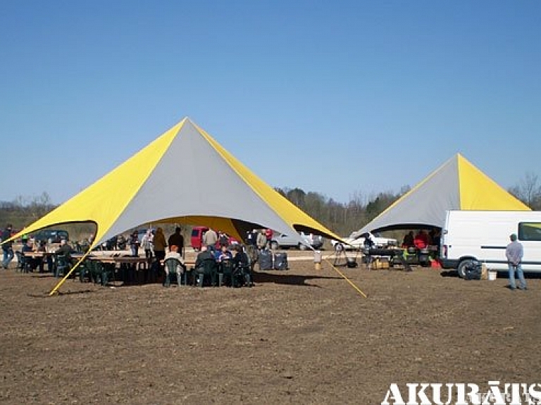 Kādēļ  zvaigznes formas telts noma ir vispopulārākā?

