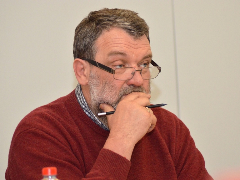 Rozenvalds: Ar Trukšņa virzīšanu Jūrmalas domes vadītāja amatam ZZS pati zem sevis paliek bumbu