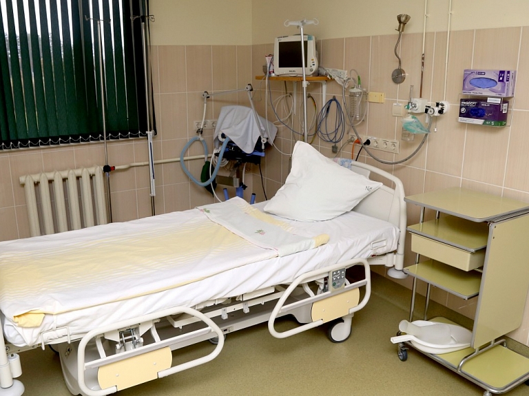 No "deputātu kvotām" piešķirtos 520 000 eiro kompensējamajiem medikamentiem VM nākamgad novirzīs C hepatīta ārstēšanai