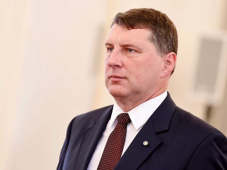 Prezidents: Atsevišķu Latvijas pārstāvēto EP deputātu rīcība nav pieņemama

