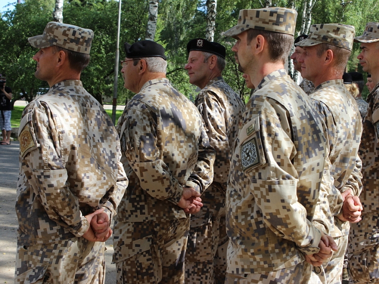 Mūrniece prognozē, ka Latvijā tiks ieviests obligātais militārais dienests

