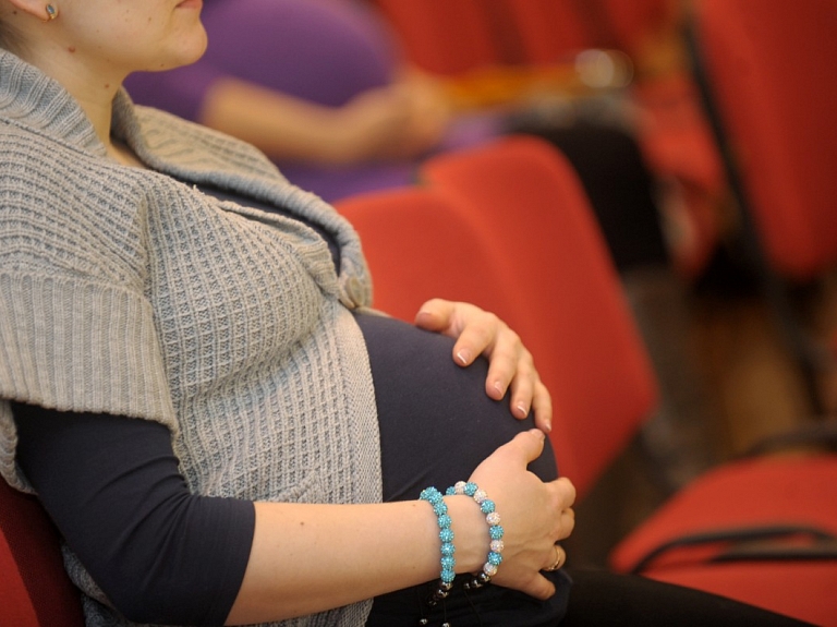 Jūrmalā notiks "Gaidību svētki" topošajām māmiņām