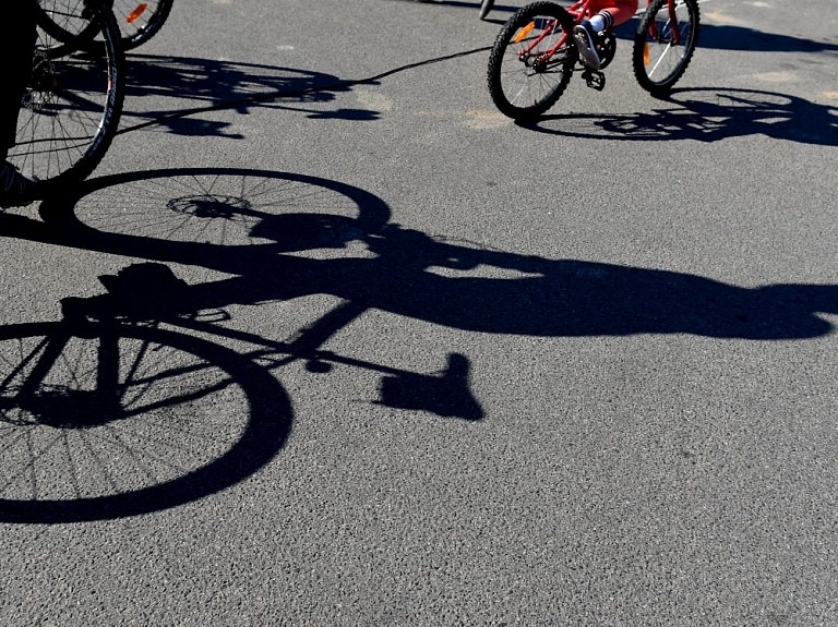 Šogad pirmajos trīs mēnešos ievainoti 38, bet bojā gājuši trīs velosipēdisti
