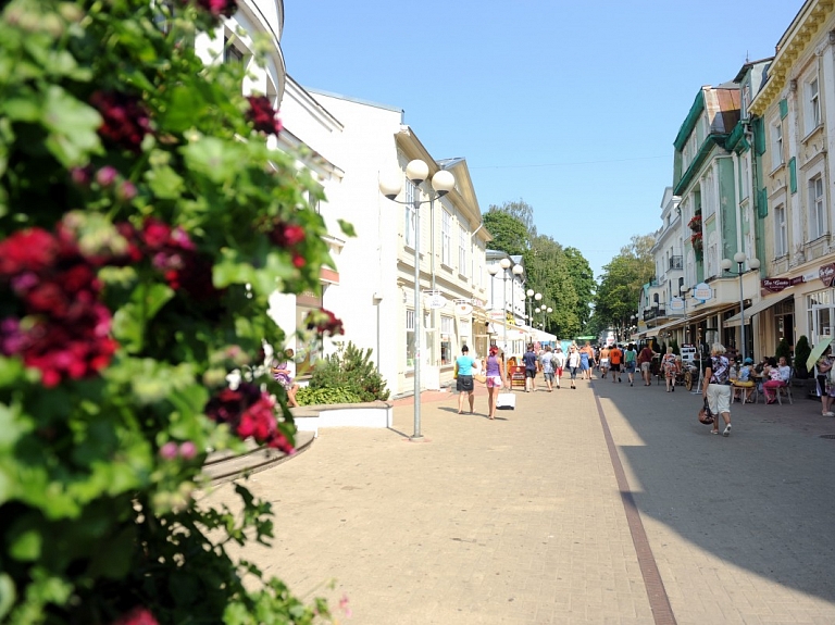 Jūrmalā tūristu skaits deviņos mēnešos pieaudzis par 22%