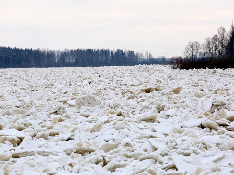 Plūdu situācija Daugavā pie Līvāniem pagaidām stabila