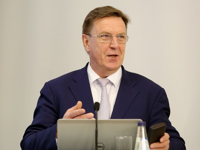 Kučinskis uzdod vienoties par veicamajiem darbiem jūras un liedaga teritorijas reģistrēšanai un aktualizēšanai