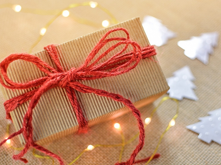 5 idejas oriģinālām Ziemassvētku dāvanām

