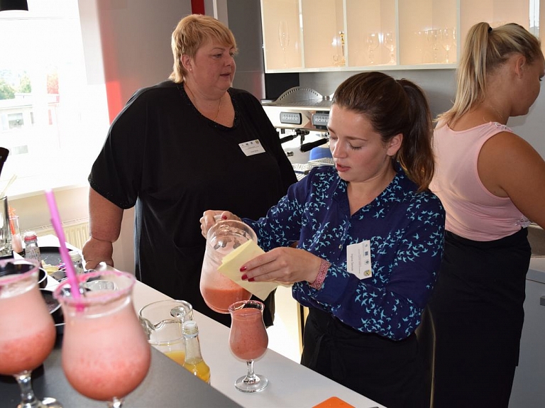 Īstenojot kopīgu studiju programmu, sagatavos viesmīlības nozares vadītājus