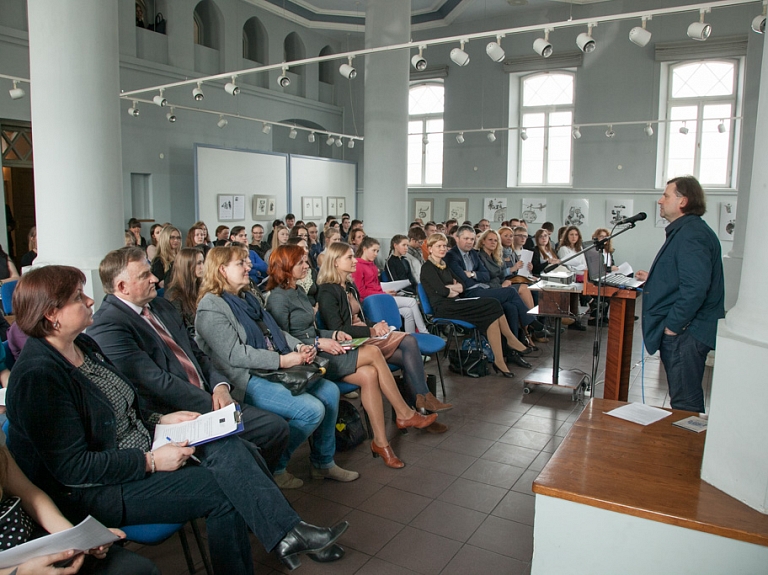 Iepazīsim mūsu vēsturi fotostāstos