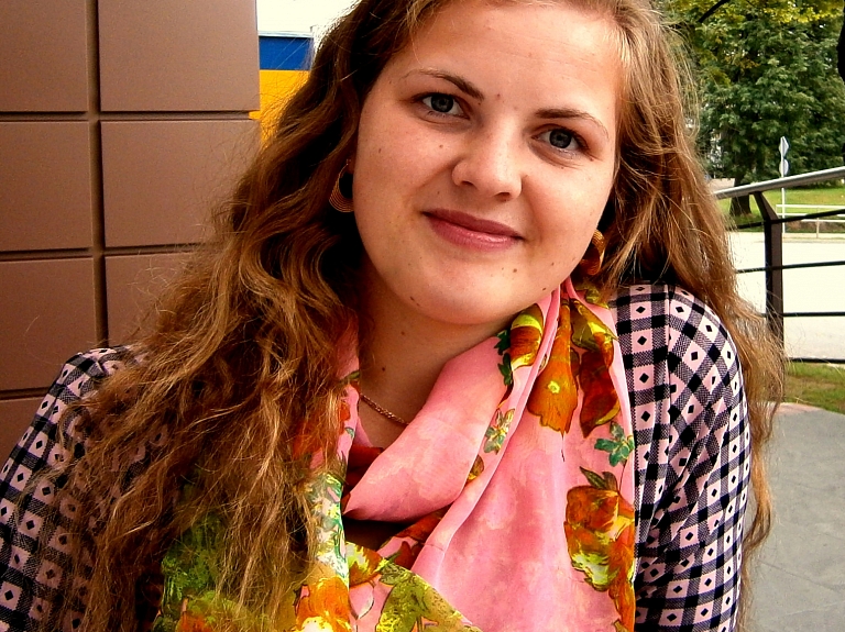 Laura Cepurniece: par labdarību, studiju laiku un izvēlēto skolotājas profesiju