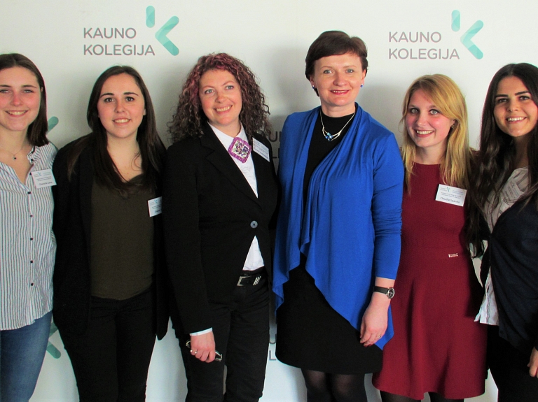 Ekonomikas un pārvaldības fakultātes ERASMUS+ studenti piedalās starptautiskajā konferencē Lietuvā